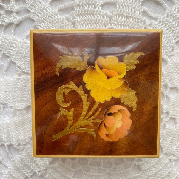 Vintage Gargiulo & Jannuzzi Lacquered Wooden Jewelry / Trinket Box