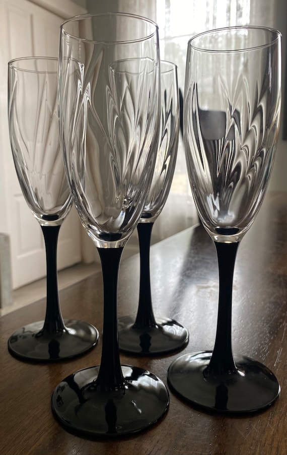 Champagne Flutes, Set of 4 Champagne Glasses Stemmed Toasting