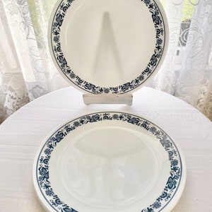 Vintage Corelle Old Town Blue / Blue Onion Dinner Plates Set of Five