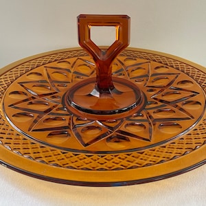 VTG Imperial Cape Cod Pastry Tray / Sandwich Server Amber
