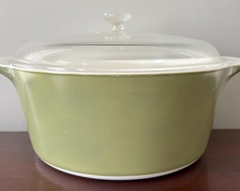 Cazuela/olla holandesa con tapa de 4 cuartos de galón, color verde aguacate vintage, de Corning Ware P-704-B, Pyrex 626-c.