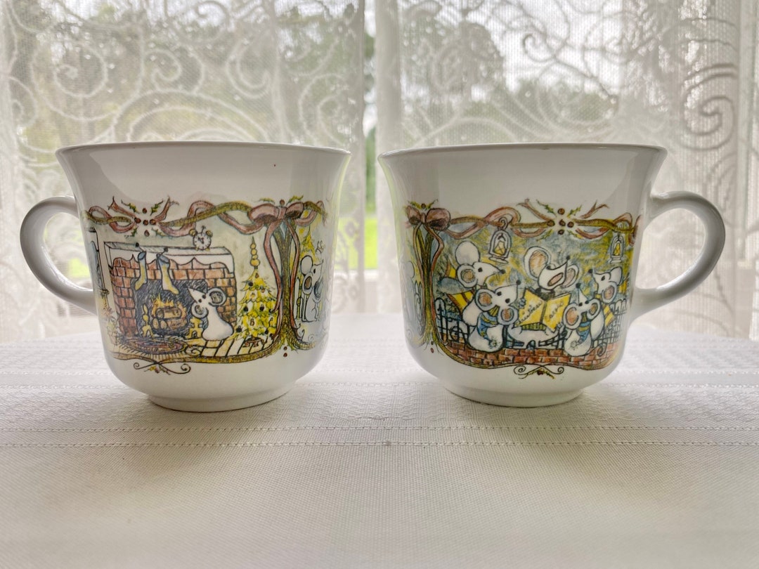 Vintage Corelle Livingware Cup Set 1989 Christmas Mouse / Etsy