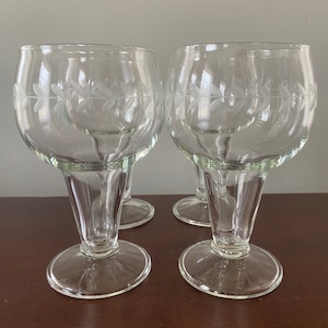 VTG Hollow Stem Beer/Stout Glasses Anchor Hocking Laurel Cut Garland Set of Four