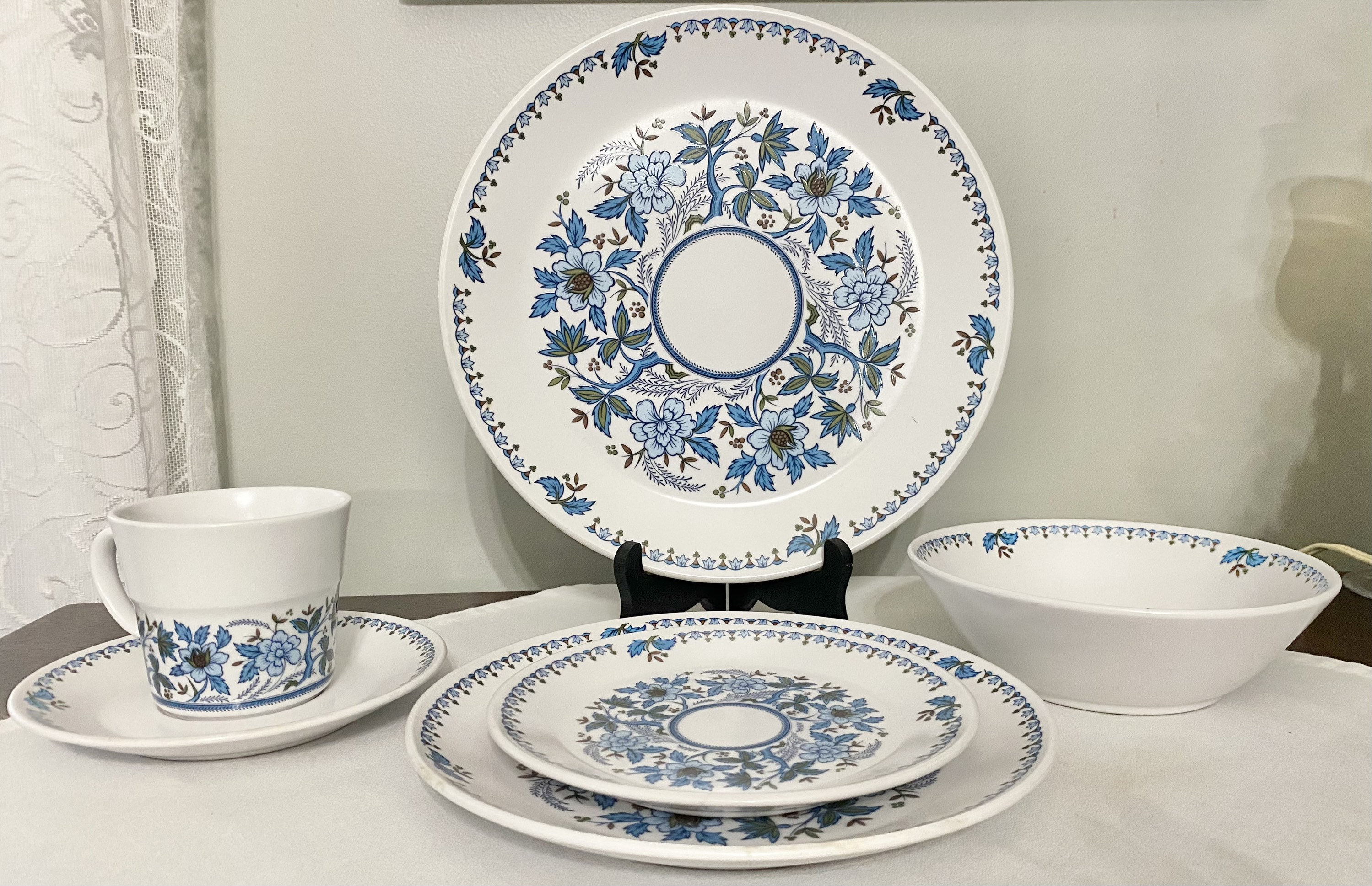 Noritake PROGRESSION China  レトロ柄皿 5枚セット Noritake PROGRESSION China レトロ柄皿 5枚セット Vintage Retro Blue