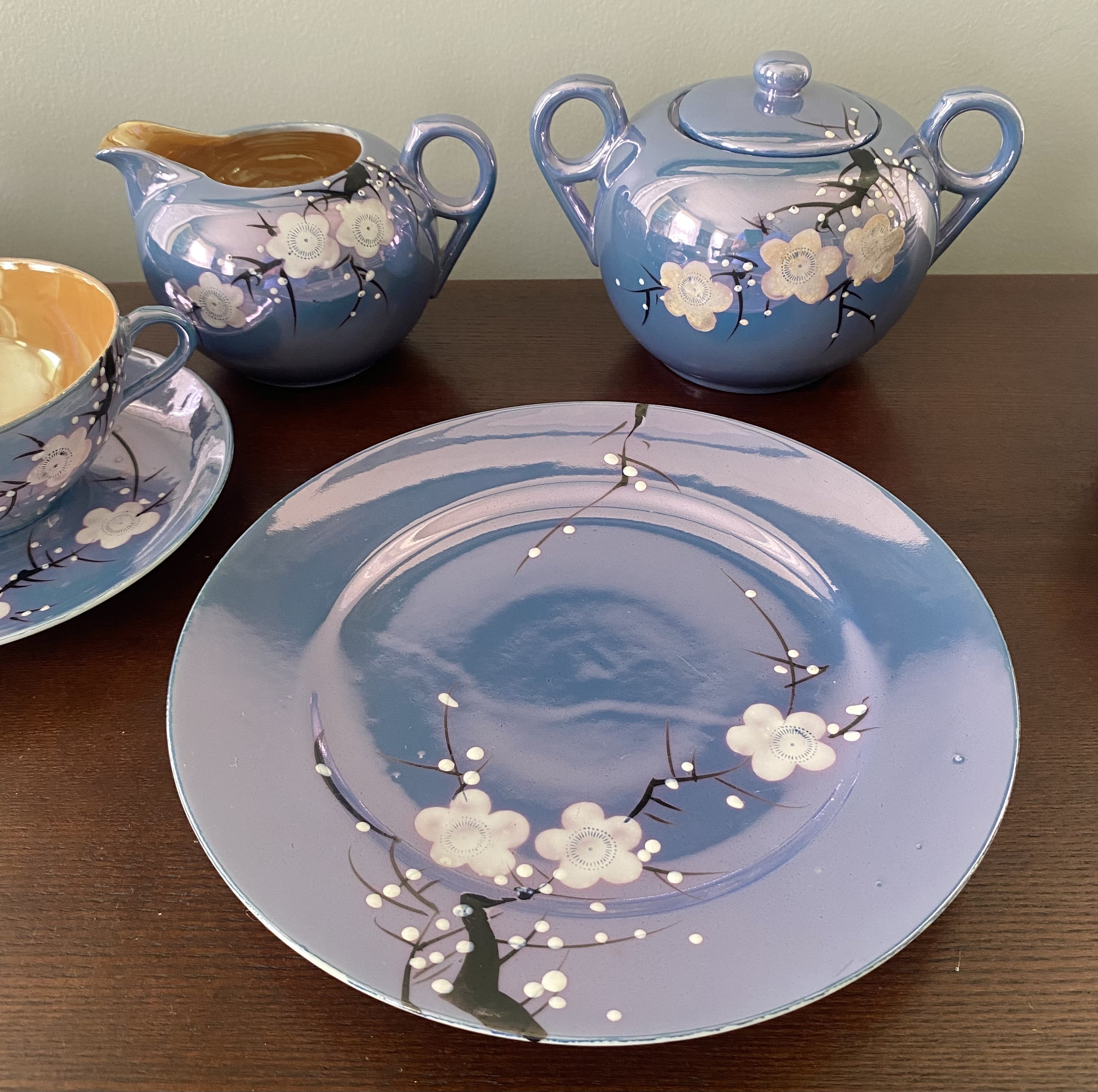 Vintage 1930’s Japanese Blue Peach Luster Set with Dogwood Design Service  for Six