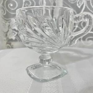 Vintage Indiana Glass Pedestal Cup Set Willow Pattern 1940&#39;s