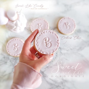 Cookies Chic-Cookies Personalizzati-Biscotti Personalizzati-Segnaposto-Name Cookies-Costume Cookies- Baby Shower-Nascita-Compleanno