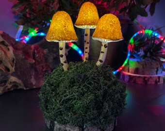 Luz noturna de cogumelo brilhante: decoração de floresta de argila de polímero (USB)