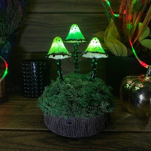 Green Mystical mushroom Lamp Witchy decor Gift for lover Mushroom Night Light Creative Lamp Living bedroom Cottagecore decor