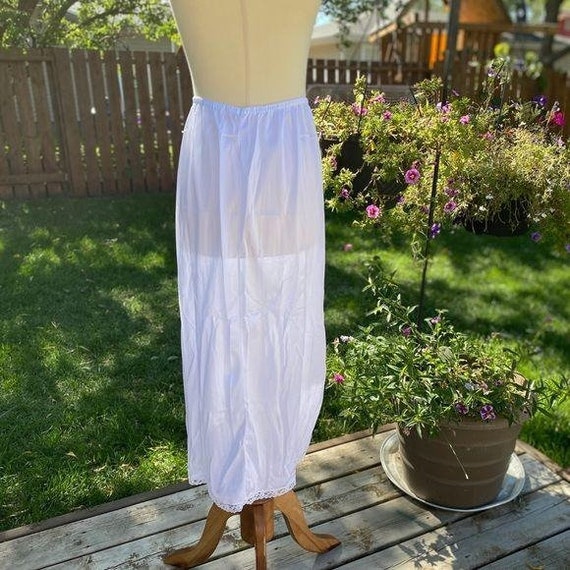 Vintage 70s White Midi Slip Skirt Lace Rose Detai… - image 5