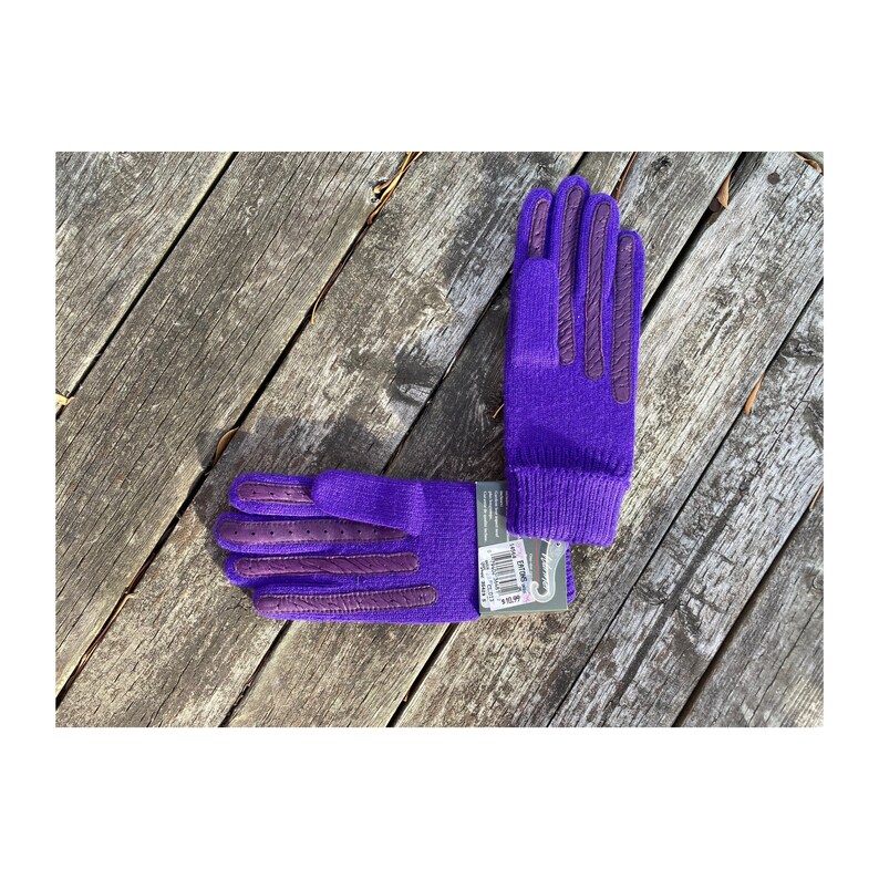 Isotoner Aris classic Stretch Knit Gloves Chevron One Size Etsy