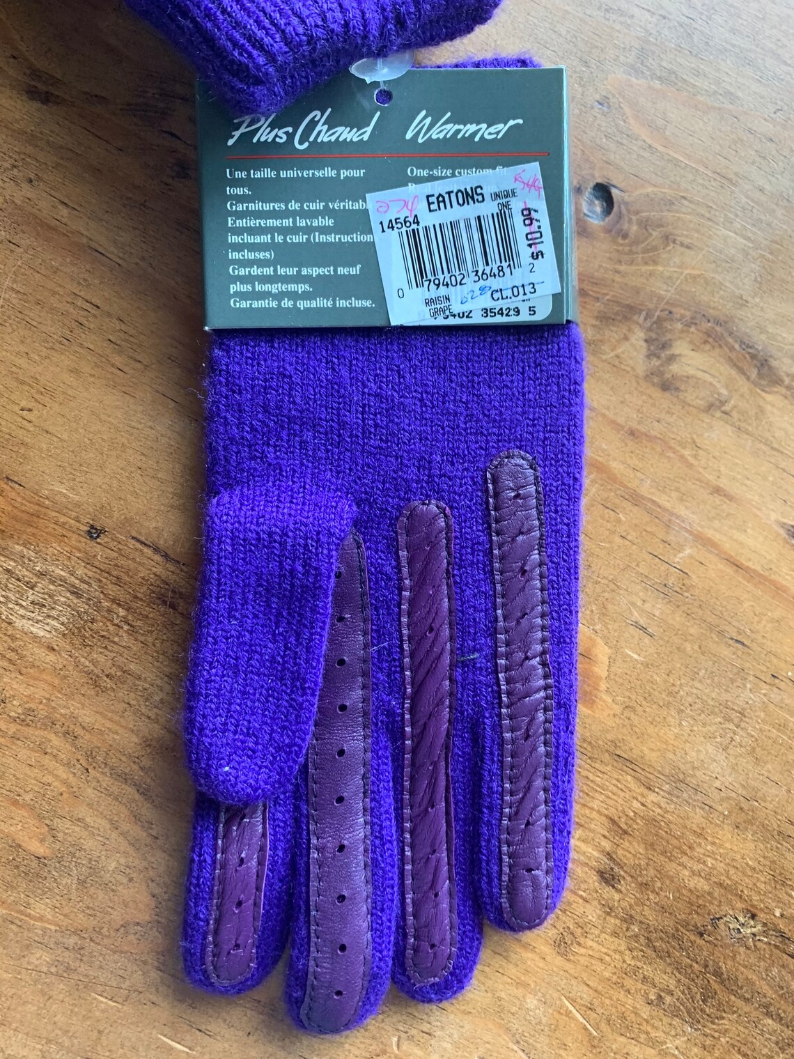 Isotoner Aris classic Stretch Knit Gloves Chevron One Size Etsy