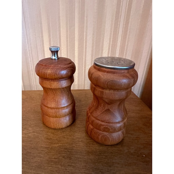 Teak Modern Salt & Pepper Shakers Pede, Designed by Peter Dienes, Holland, 1960s