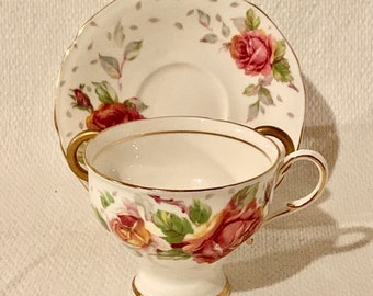 Double Warrant Paragon Golden Emblem Teacup Set