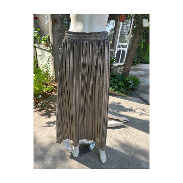 Disco 70s Style Gold Lame’ Pleated Maxi Skirt High Waist