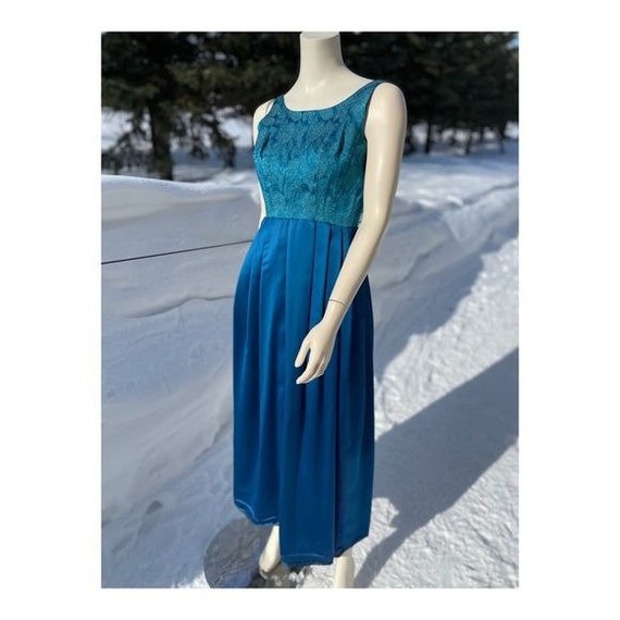 Vintage 50's Blue Metallic & Satin Formal Dress M… - image 3