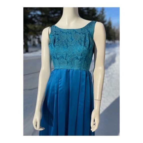 Vintage 50's Blue Metallic & Satin Formal Dress M… - image 10