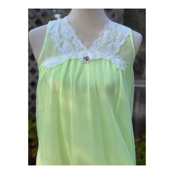 Vintage 50s Sheer Babydoll Negligee Nightgown Lime Green White Lace Rosebud Sz L