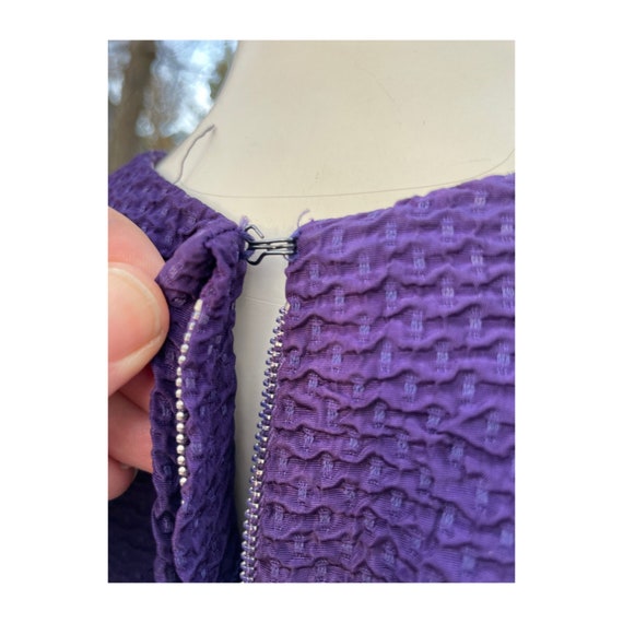 Vintage 50s Purple Waffle Knit Shift Dress Short … - image 10