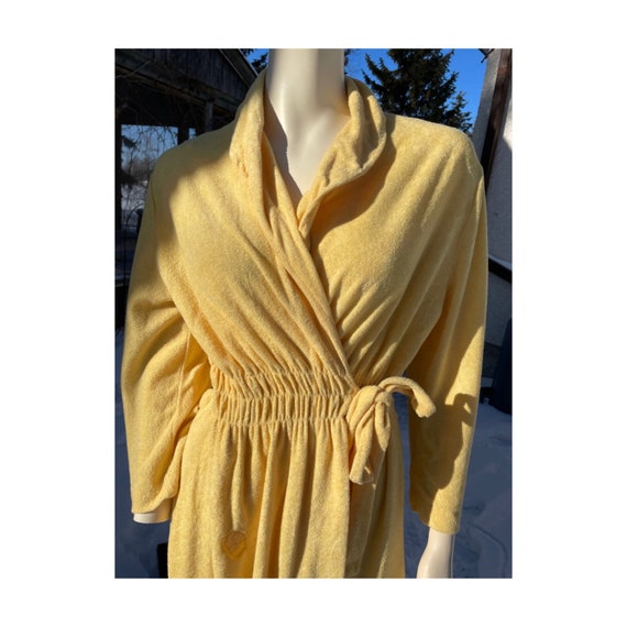 Vintage 70s Georgie Girl Gold Terrycloth Robe Dou… - image 2