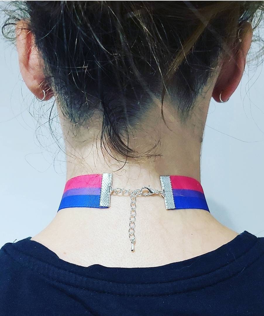 Choker lgbt best sale