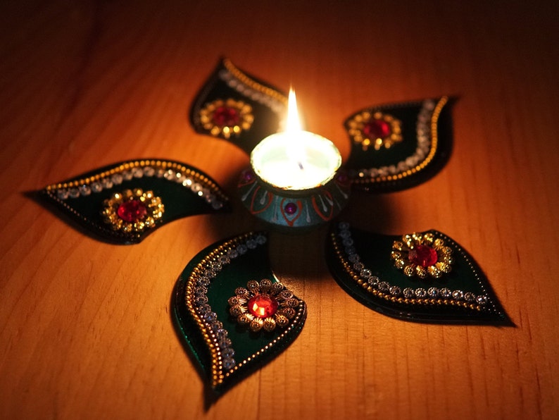 Hennamehndiwedding party candle decor Table top decoration with 1 PC clay hand painted wax diya Diwali candle center piece decoration