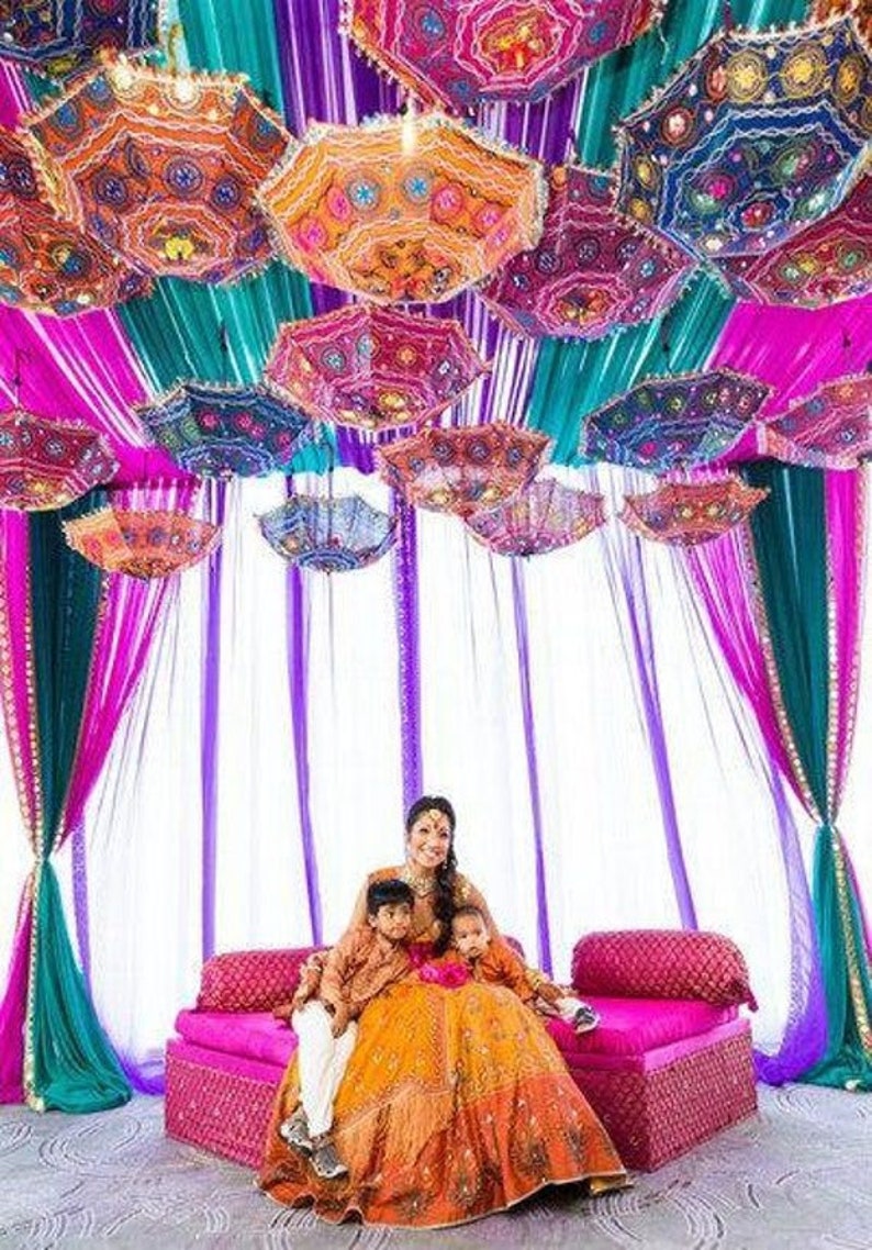 Juego de 2 piezas de decoración de paraguas de boda india. imagen 3