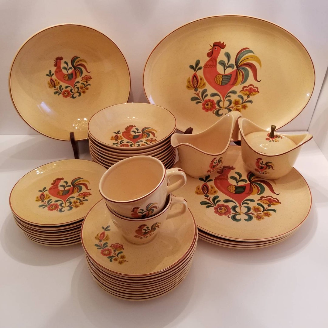 Taylor Smith and Taylor Reveille Rooster Dishes MCM Midcentury