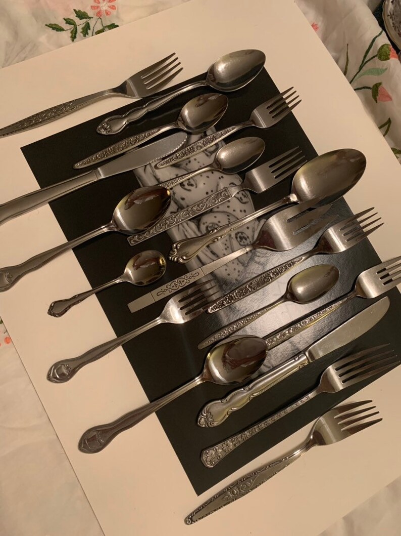 Lovely 19 piece vintage flatware