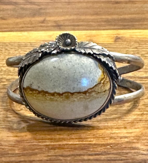 Very Rare Brown Jasper Vintage Native American Navajo Sterling Silver Bracelet Very Rare Brown Jasper Vintage Native American Navajo Sterling Silver Bracelet