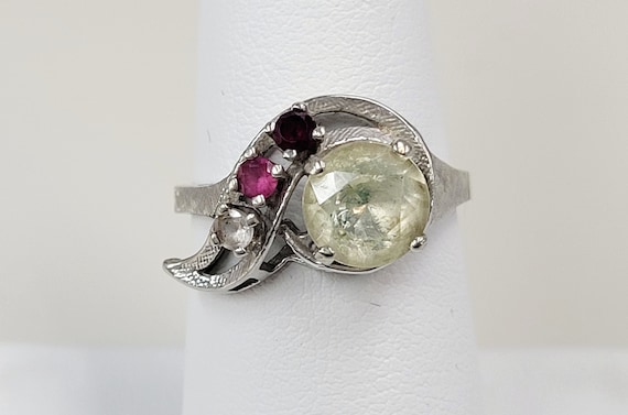 10K Gold Synthetic Gemstone Ring Size 6.75 / 10K … - image 1