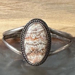 Native American Navajo Sterling Crazy Lace Agate Cuff / Navajo Sterling Mexican Agate Cuff / Vintage Navajo Cuff / Navajo Statment Cuff image 2