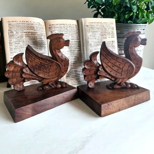Vintage wooden Hand Carved peacock bookends, cute bookends, book stopper, book rest, Antique bookends, animal bookends, book Shelf decor