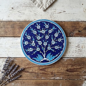 Vintage Ceramic Trivet, Round Oriental Iznik Tree of Life, Cobalt Blue and White Hand Painted Traditional Turkish Floral Pattern, pot rest