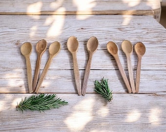Vintage handgesneden houten kooklepelsets, houten tafellepel, proeflepels, saladetangen, roerlepels, primitieve houten lepels