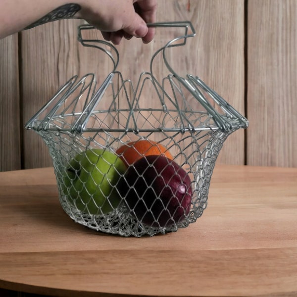 Vintage French wire collapsable basket with handle, produce basket, Chicken egg basket, hanging fruit Basket, apple basket, mini  basket