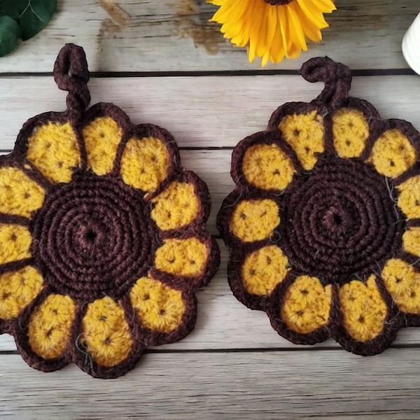 Vintage set of 2 Hand knitted colorful sunflower coasters, knitted napkins, knit placemats, knit coaster, wool coasters, boho coasters