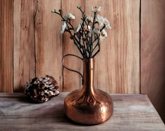 銅製の花瓶、銅製の水差し、ヴィンテージの花瓶の装飾、銅製のフラワー