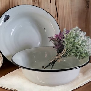 Vintage enamel basin, popcorn bowl, berry bowl, mixing bowl, white enamelware, vintage soap dish, outdoor sink, Antique wash basin, basin
