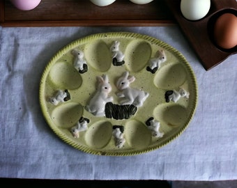 Vintage Ceramic Easter egg holder for 8 eggs, green egg holder with Rabbits, Ceramic egg holder, Ceramic egg tray, Rabbit Boiled egg holder