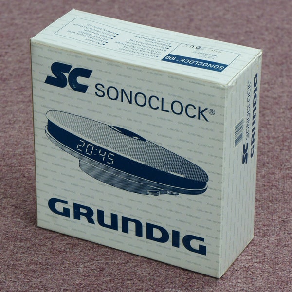 Grundig Sonoclock 100 G.K -15-53 SPACE AGE alarm clock FM radio works during power failure Germany 220v White