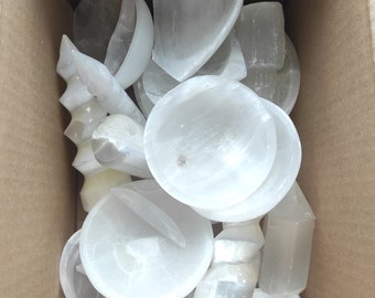 1 KG lot of Broken/Chipped/Cracked/Uneven Selenite - Polished and Rough Selenite Towers, Bowls, Points, Wands - Random Mix Clearance