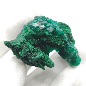 31g Dioptase Crystal from Congo - Natural Green Dioptase Mineral Specimen - Small Dioptase Specimen - Raw Dioptase Gem