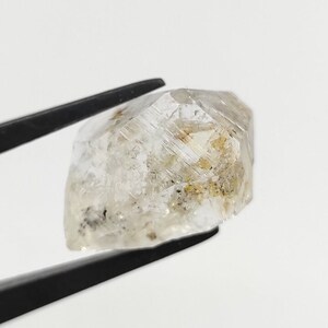 2.90g Petroleum Quartz Gem - Natural Petroleum Quartz - Diamond Quartz Crystal - Enhydro Quartz Gemstones - Natural UV Fluorescent Quartz