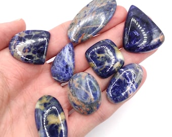 193 kt veel sodaliet cabochons natuurlijk blauw sodaliet gemengde vorm gepolijste cabochons veel natuurlijk sodaliet uit Rusland losse cabochon edelstenen