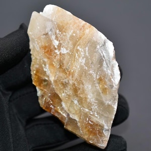 Cristallo di calcite caramello da 142 g dal Messico - Pezzo di calcite giallo scuro naturale - Cristallo di calcite grezzo Esemplari di cristallo grezzo Grappolo di gemme di calcite