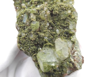 166g キラキラ輝くエピドートとフォレストクォーツ - ハッカリ、トルコ