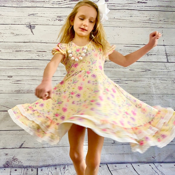 kelly green tank top