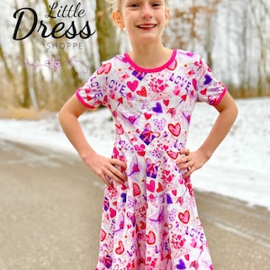 Vestido con volantes en color morado y rosa con corazones de amor, día de San Valentín, carta, niñas, bebés, tienda de vestidos pequeños, bolsillos, corazón, volantes, suave