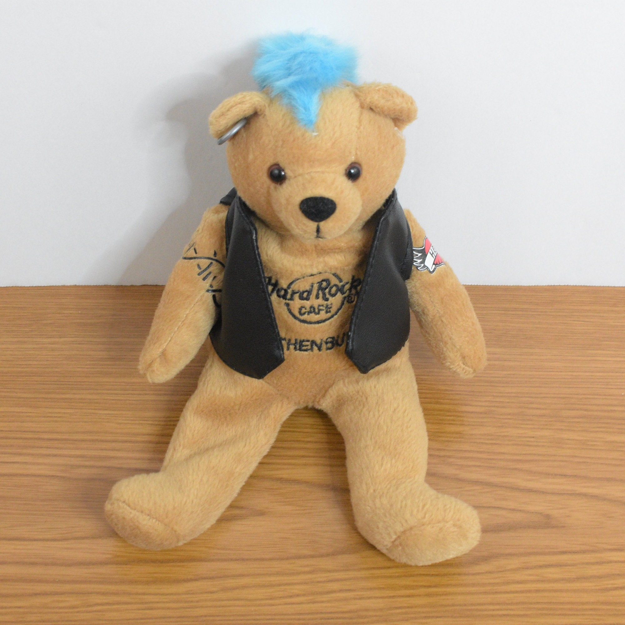 Hard Rock Café Gothenburg 2011 Punk Rock Teddy Bear Mohawk Hard Rock Café Gothenburg 2011 Punk Rock Teddy Bear Mohawk